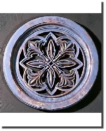 Small Round Palm Grille with Leaves